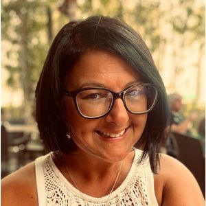 Meet your Posher, Rene